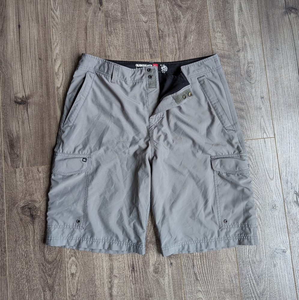 Quiksilver Men's Gray Cargo Swim Athletic Board Shorts
